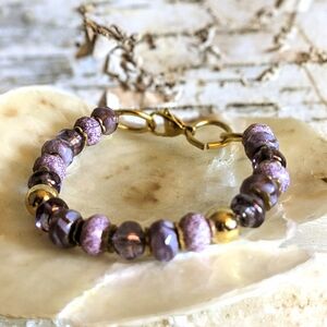 Purple Lavender Glass Bracelet In Gold Plated